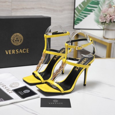 Босоножки Versace