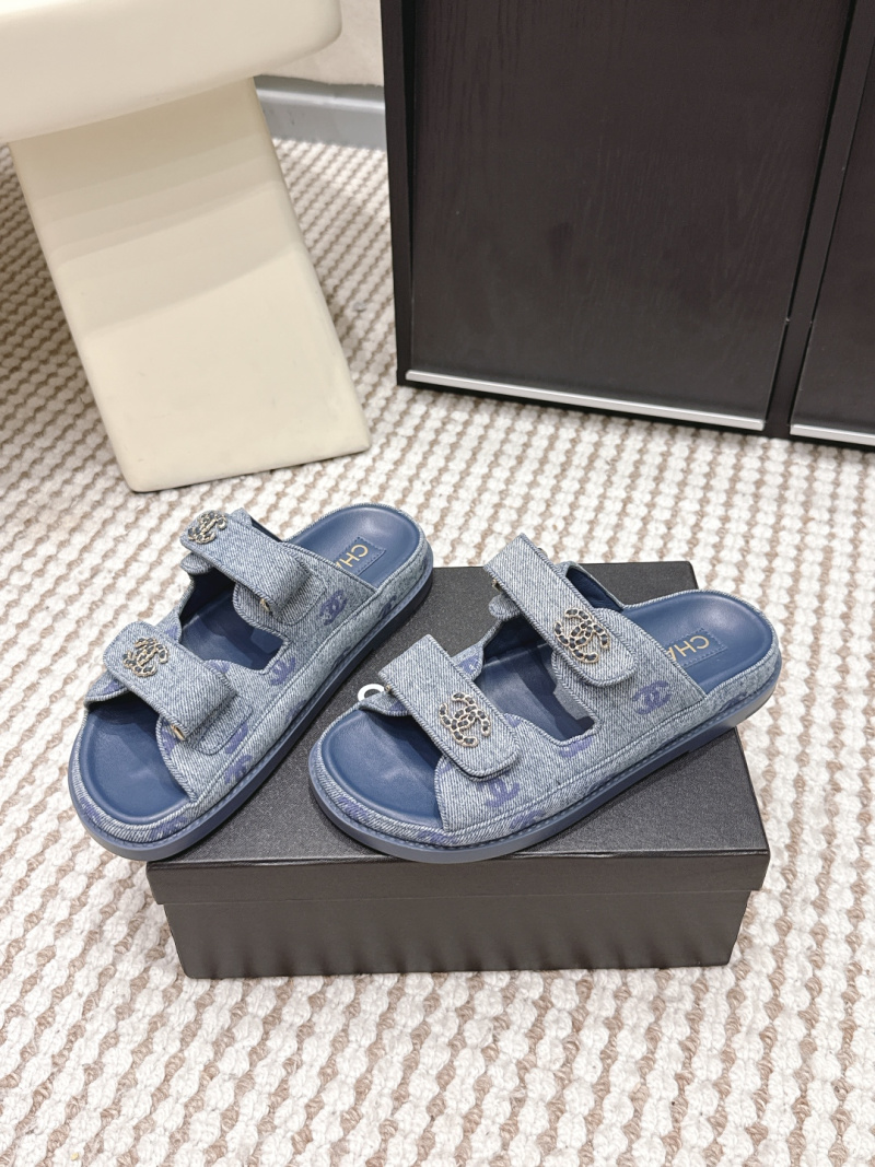 Шлёпанцы Chanel