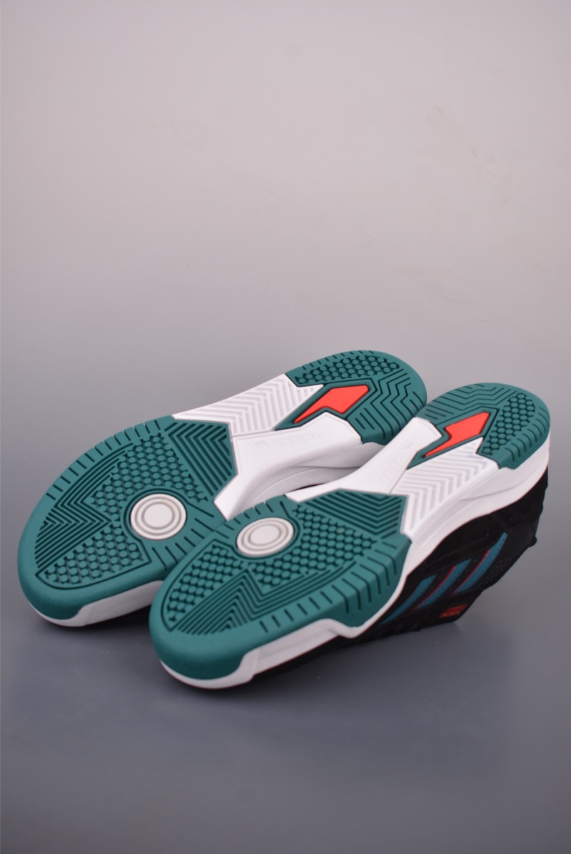 Кроссовки Adidas Tekkira Cup