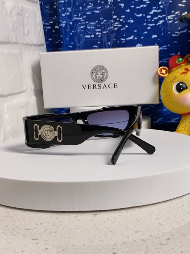 Солнцезащитные очки Versace черный цвет прямоугольная оправа