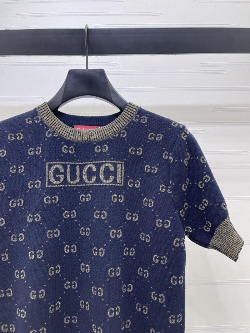 Вязаный короткий джемпер с круглым вырезом и золотым узором Gucci