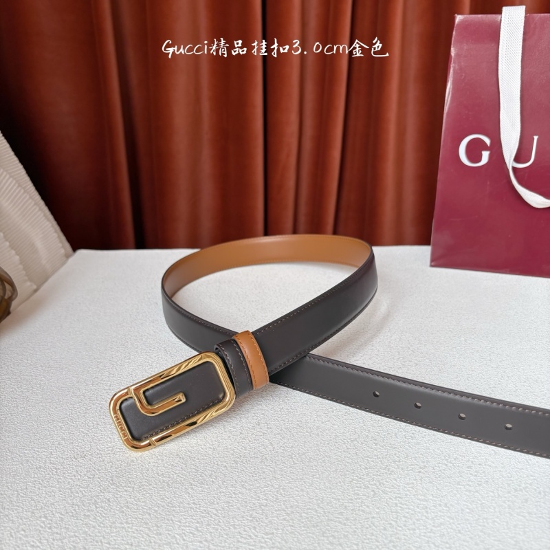 Двусторонний ремень из кожи с квадратной пряжкой Gucci