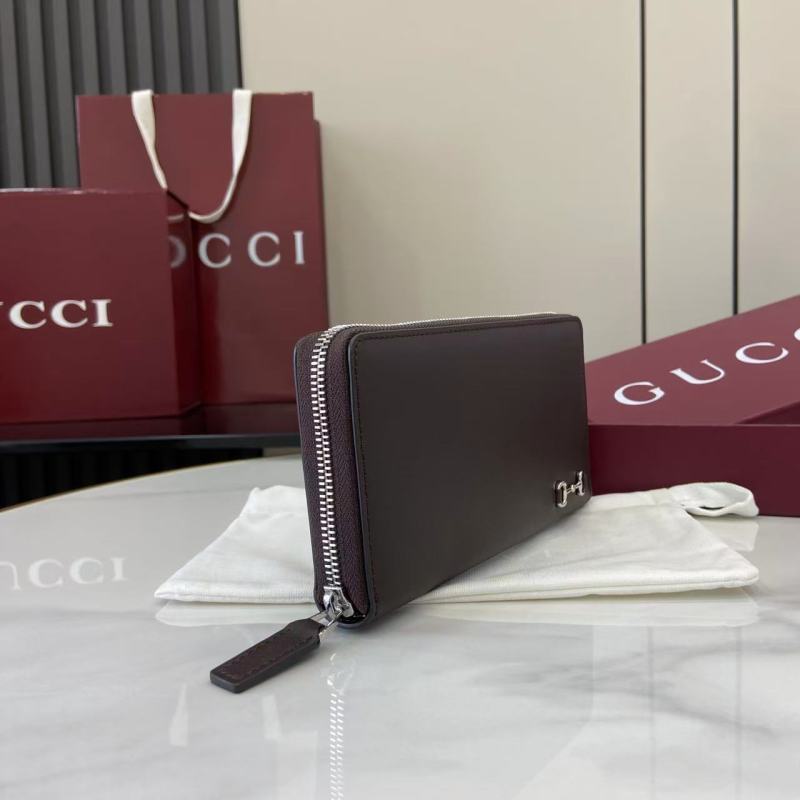Портмоне Gucci с металлической фурнитурой