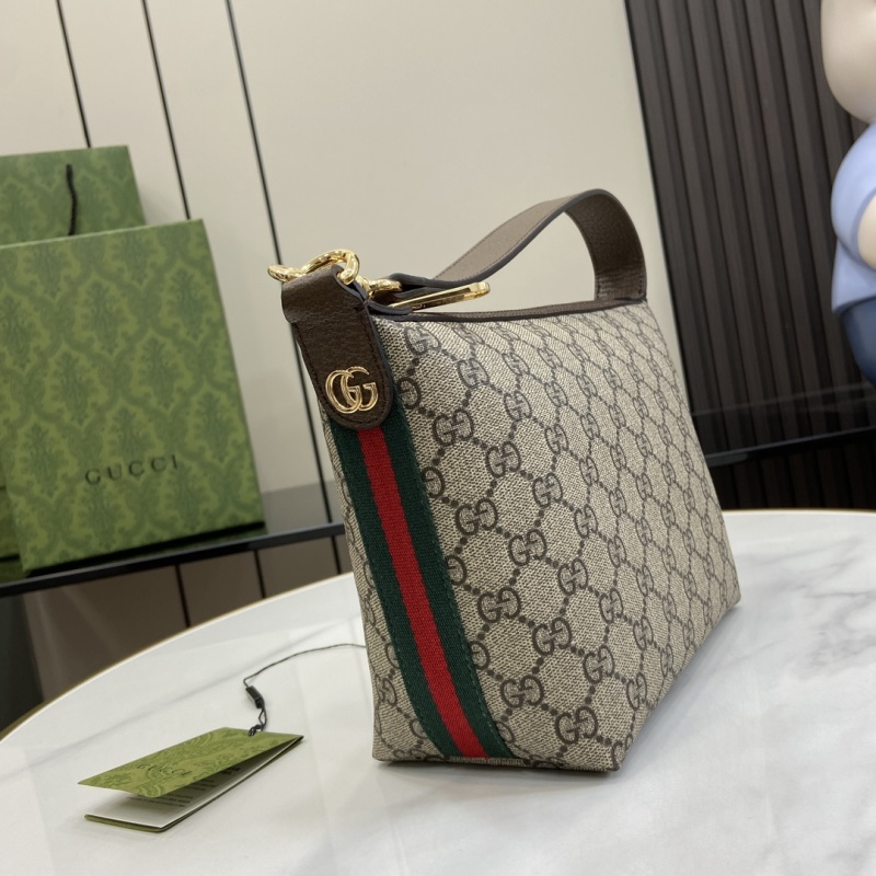 Сумка Gucci с монограммой