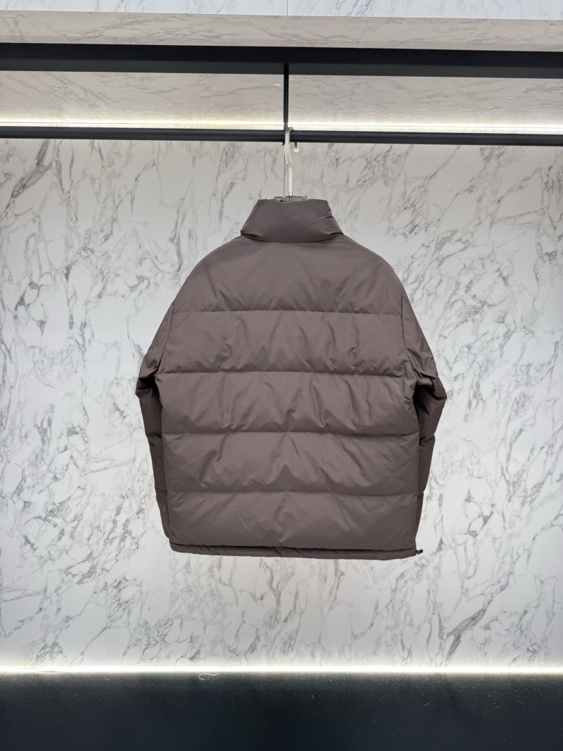 Пуховик Burberry