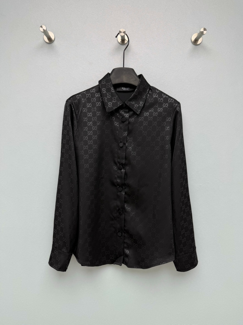 Чёрная рубашка Gucci с GG-моделью