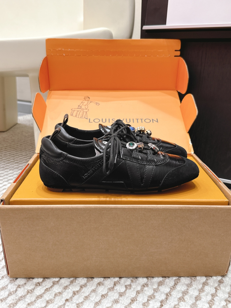 Женские кроссовки Louis Vuitton Sneakerina
