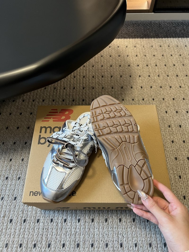 Кроссовки Miu Miu x