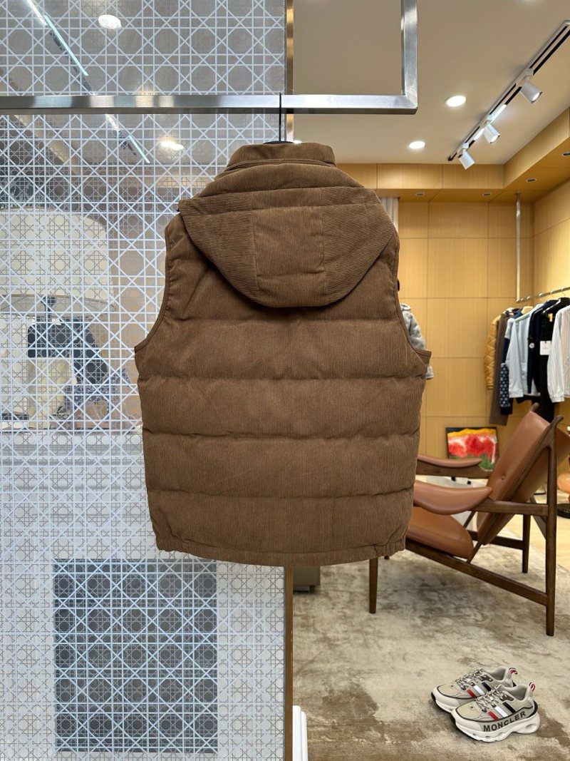 Жилет Prada
