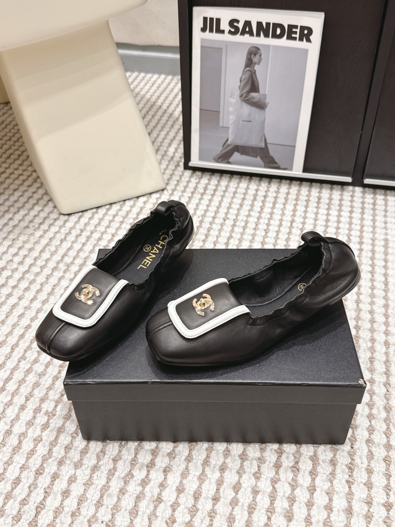 Женские туфли Chanel из натуральной кожи
