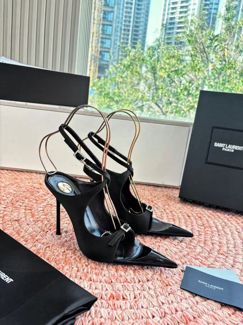Черные туфли Saint Laurent с острым носком