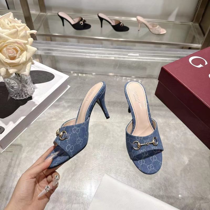 Женские мюли Gucci с ремешком в виде подковы