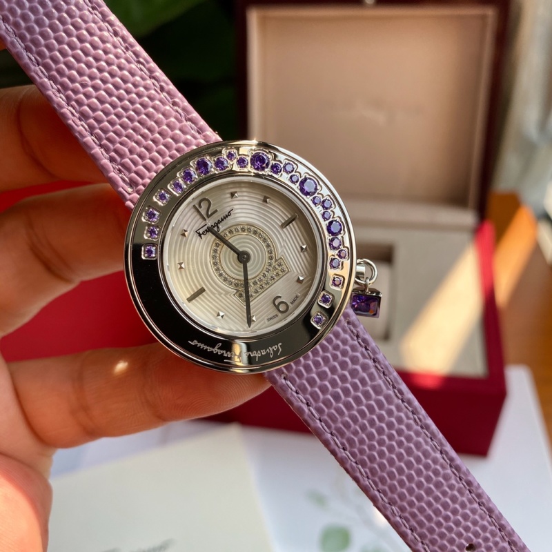 Часы Ferragamo