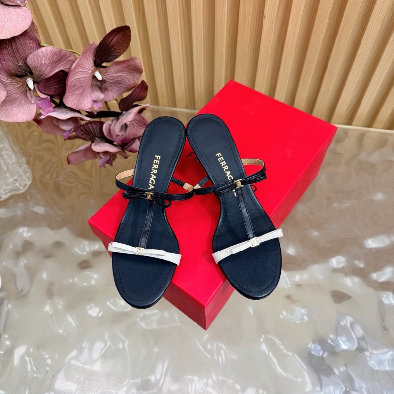 Босоножки Ferragamo