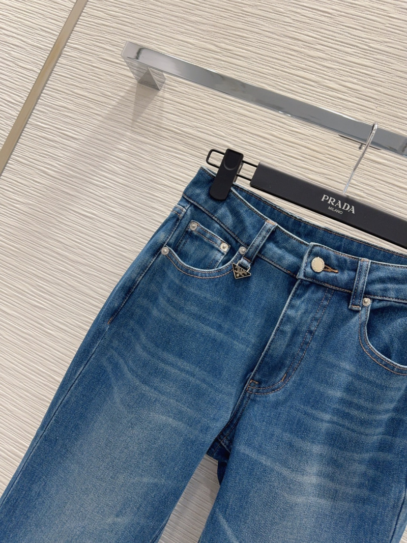 Джинсы Prada