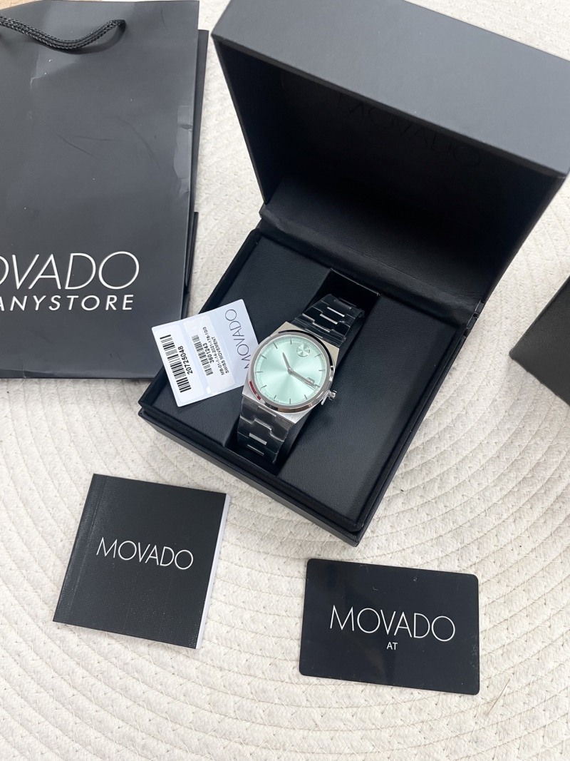Часы Movado