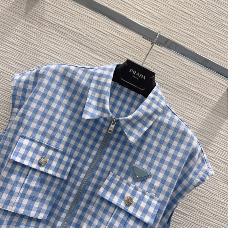 Женский комплект Prada, жакет и шорты в сине-белую клетку