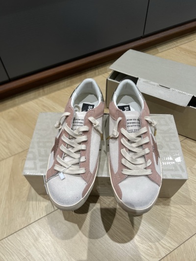 Женские кроссовки Golden Goose Super-Star с эффектом потертости