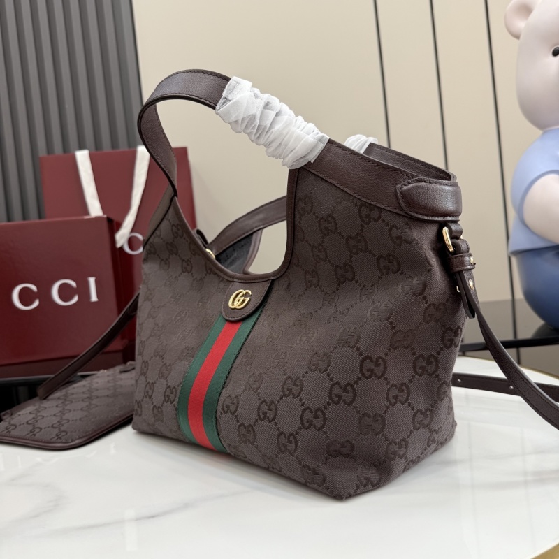 Сумка Gucci с монограммой и ремешком