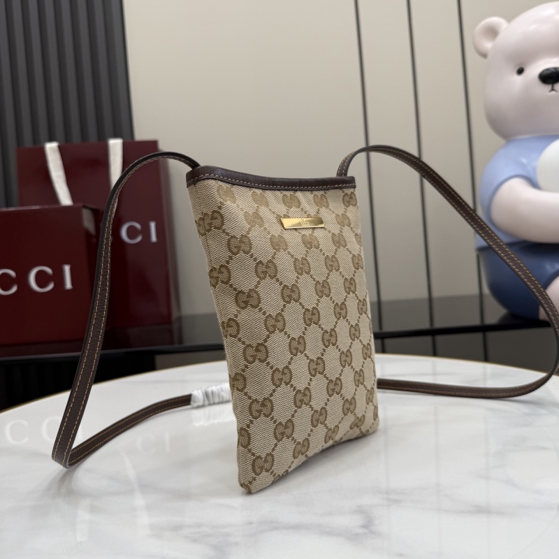 Сумка Gucci с монограммой