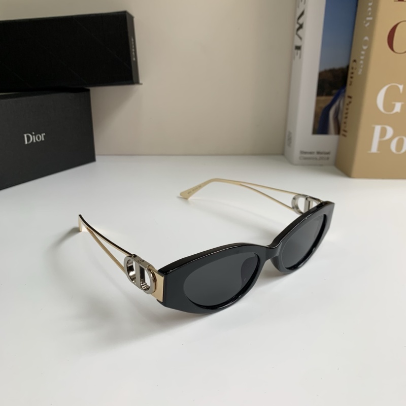 Солнцезащитные очки Dior черный цвет