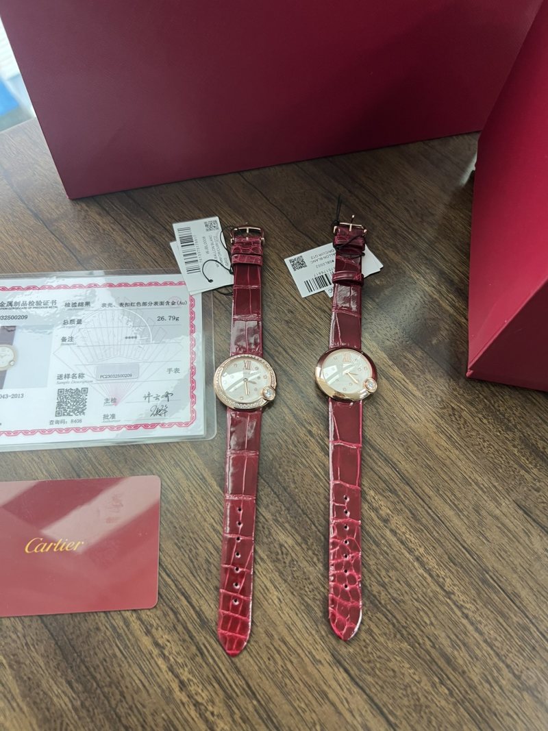 Часы Cartier
