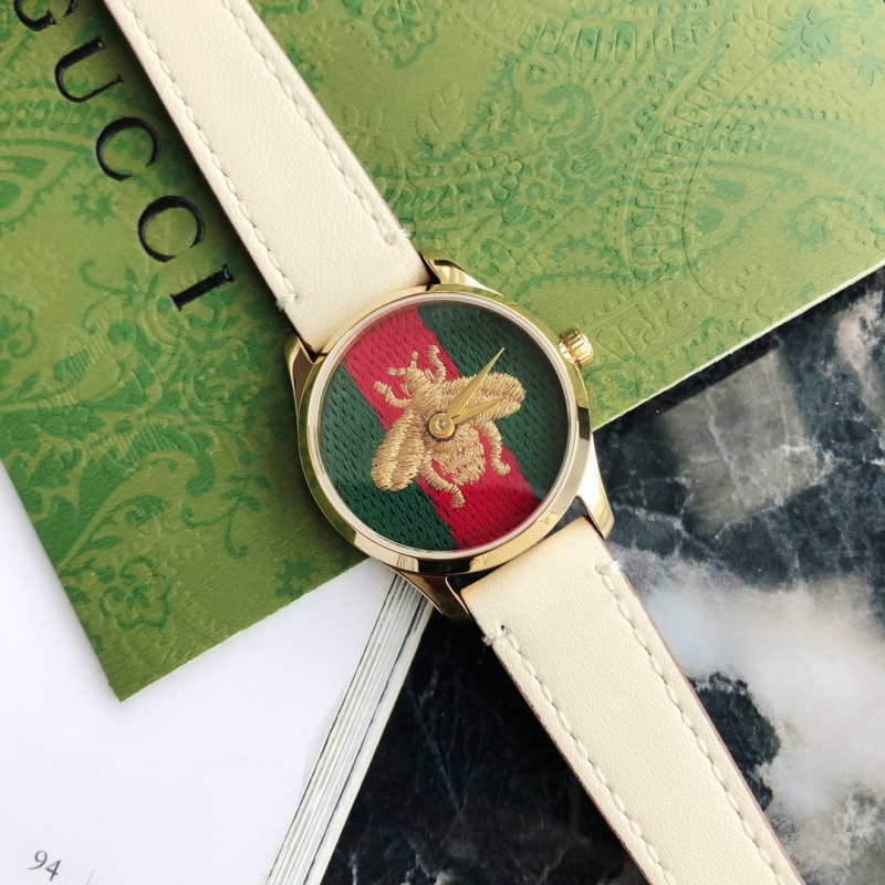 Часы Gucci