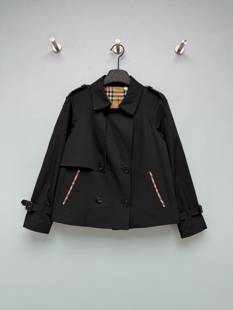 Кожаная куртка Burberry с классическим воротником
