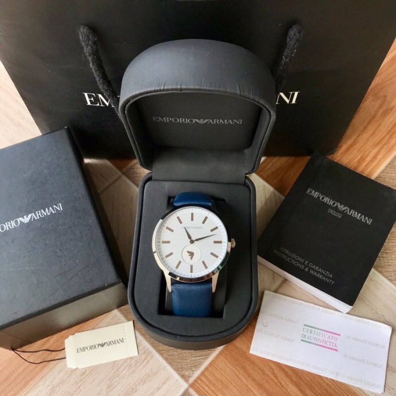 Часы Armani