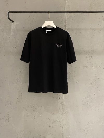 Футболка Givenchy с логотипом