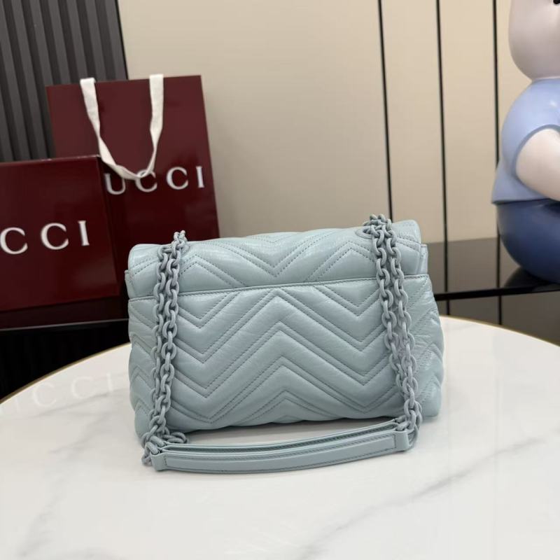 Сумка Gucci с цепочкой