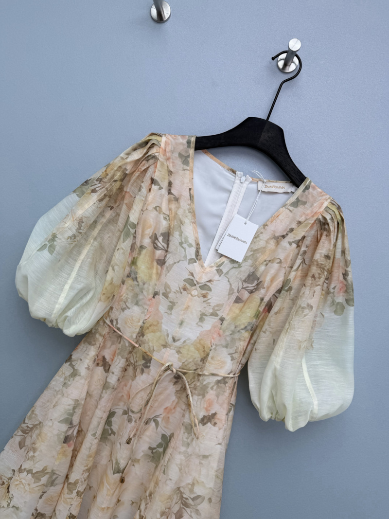 Повседневное платье с V-образным вырезом Zimmermann