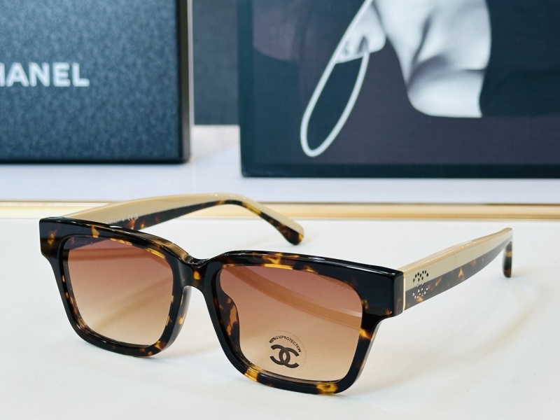 Солнечные очки Chanel модель CH3503S