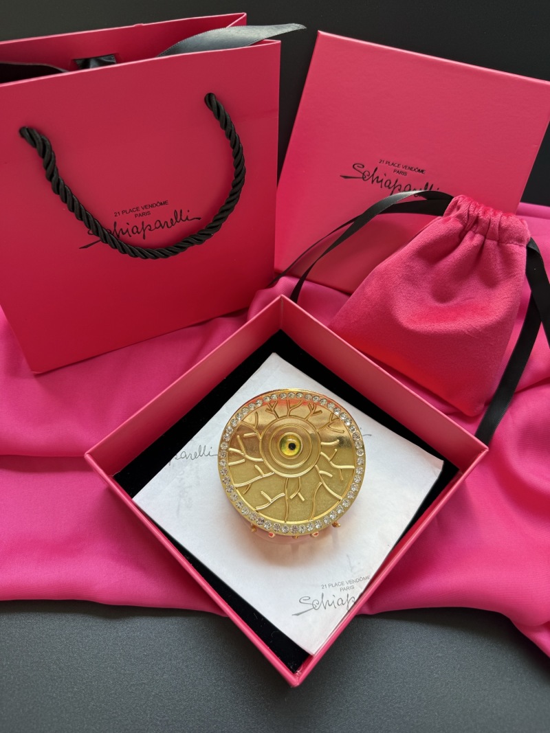 Брошь в виде солнца с кристаллами Schiaparelli