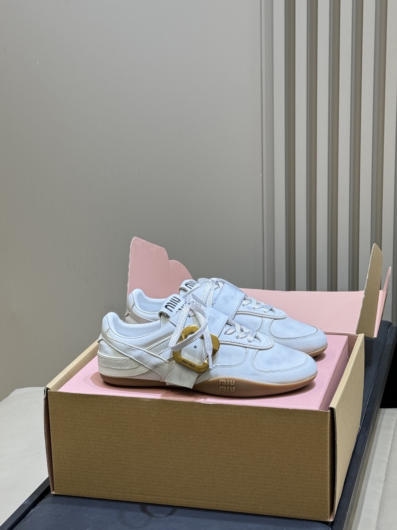 Мю Мью Кроссовки белые Miu Miu