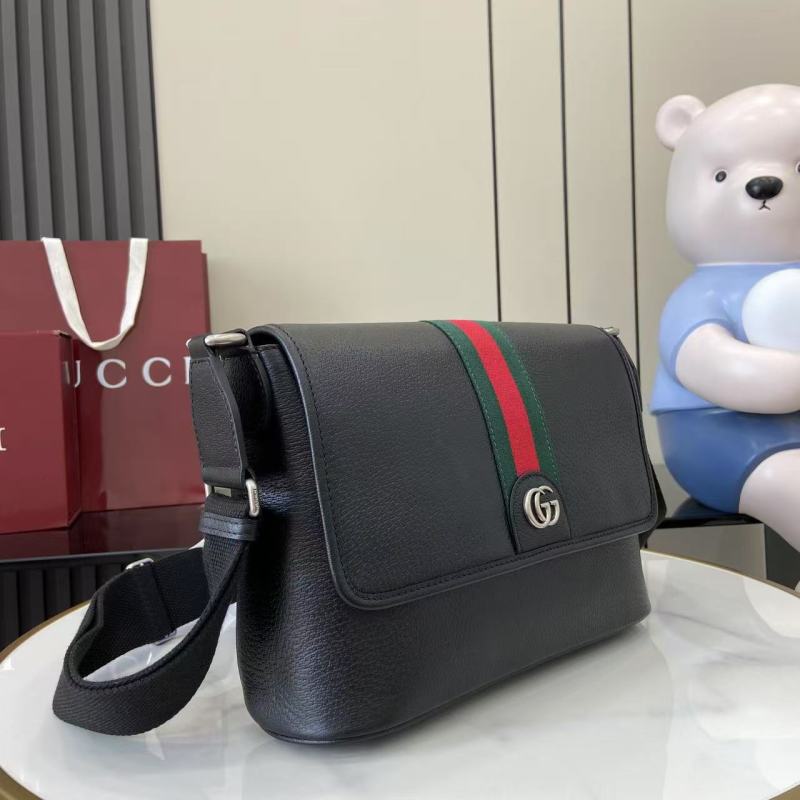 Сумка Gucci с красно-зеленой полосой