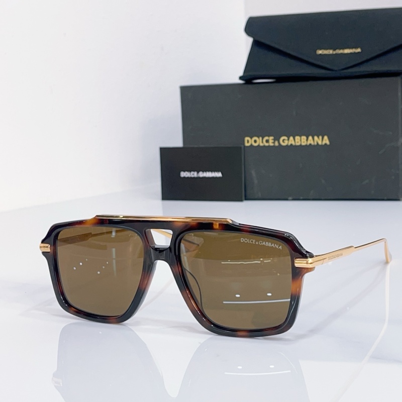Солнцезащитные очки Dolce & Gabbana DG4477