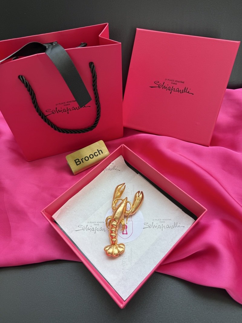 Брошь в виде краба Schiaparelli