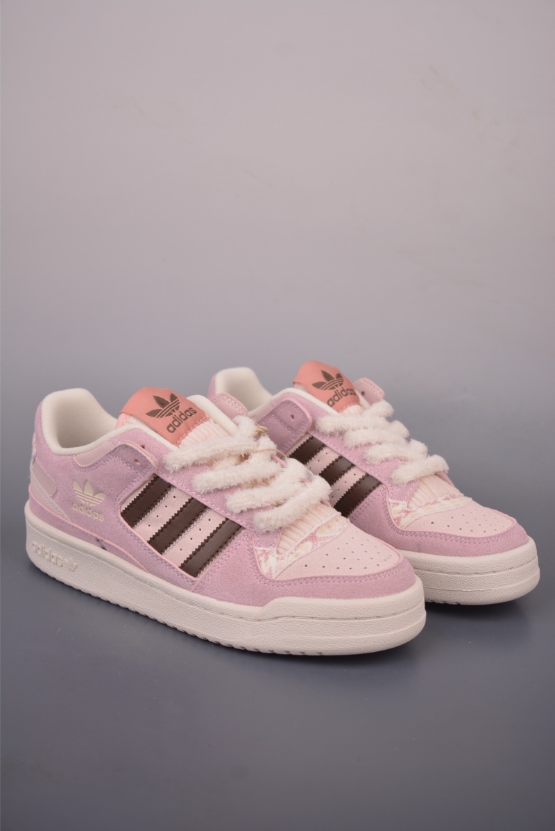Кроссовки Adidas