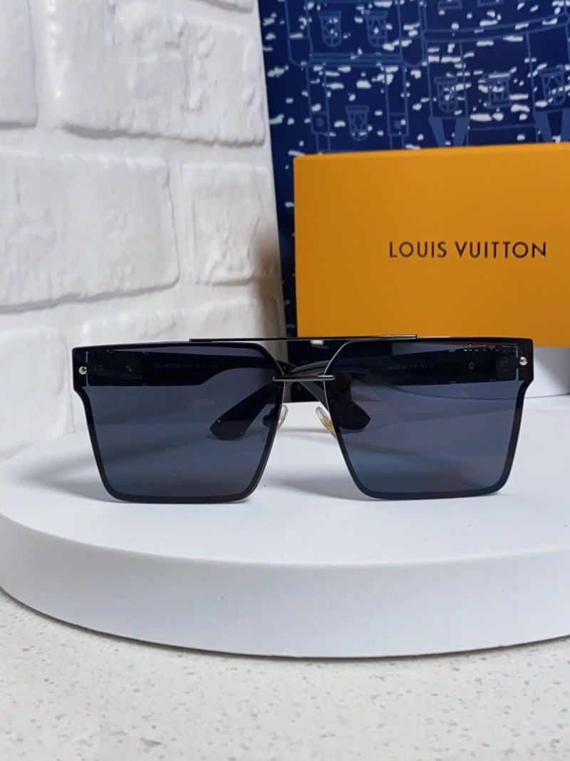 Солнцезащитные очки Louis Vuitton
