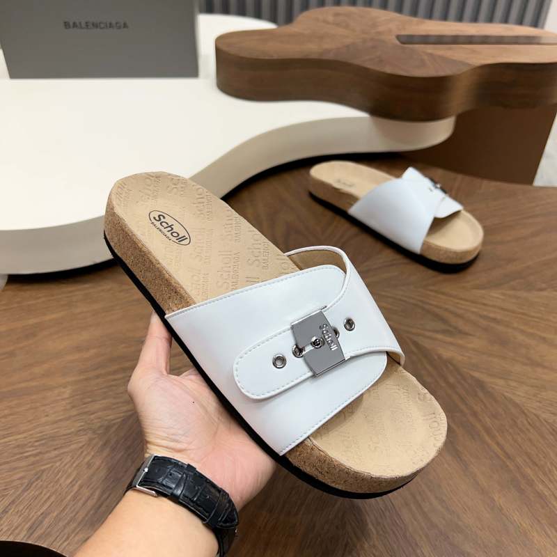 Шлёпанцы Balenciaga