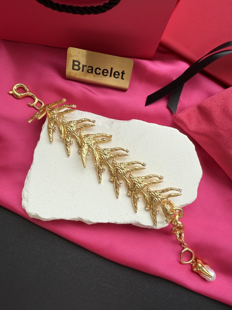 Браслет Schiaparelli