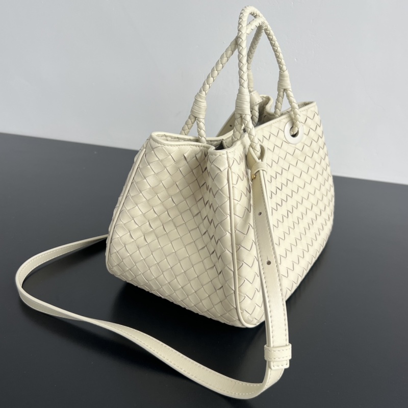 Сумка Bottega Veneta Basket