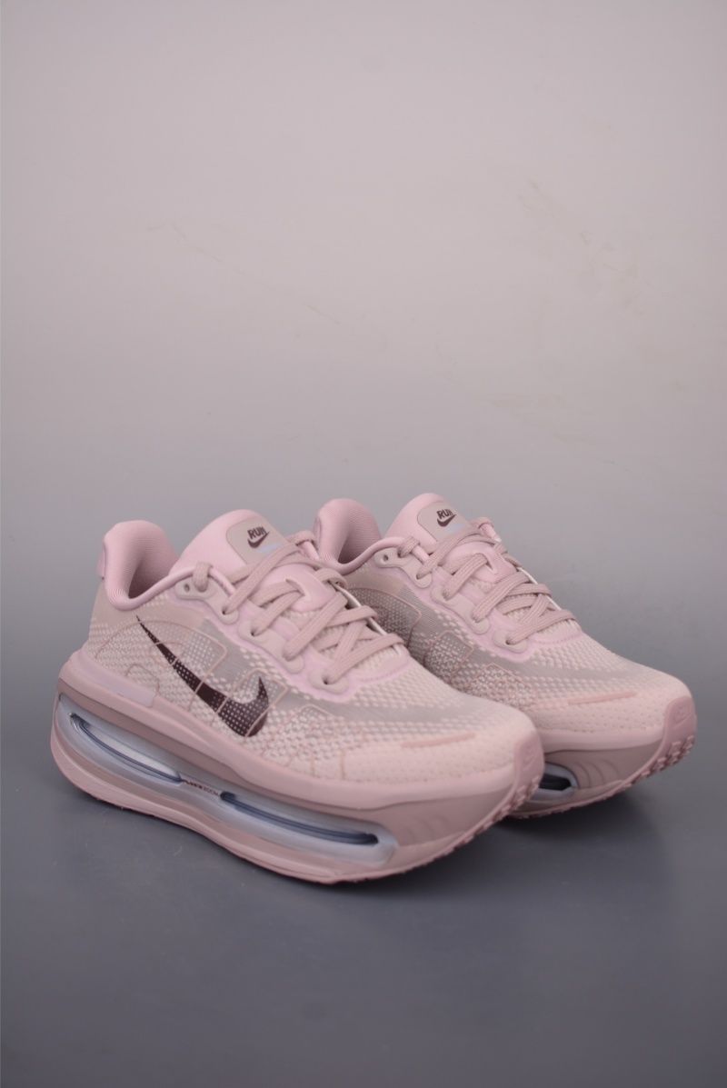 Кроссовки Nike Vomero