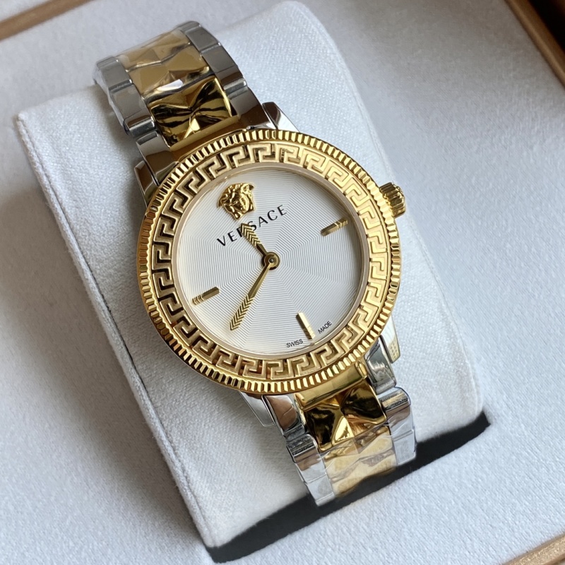 Часы Versace