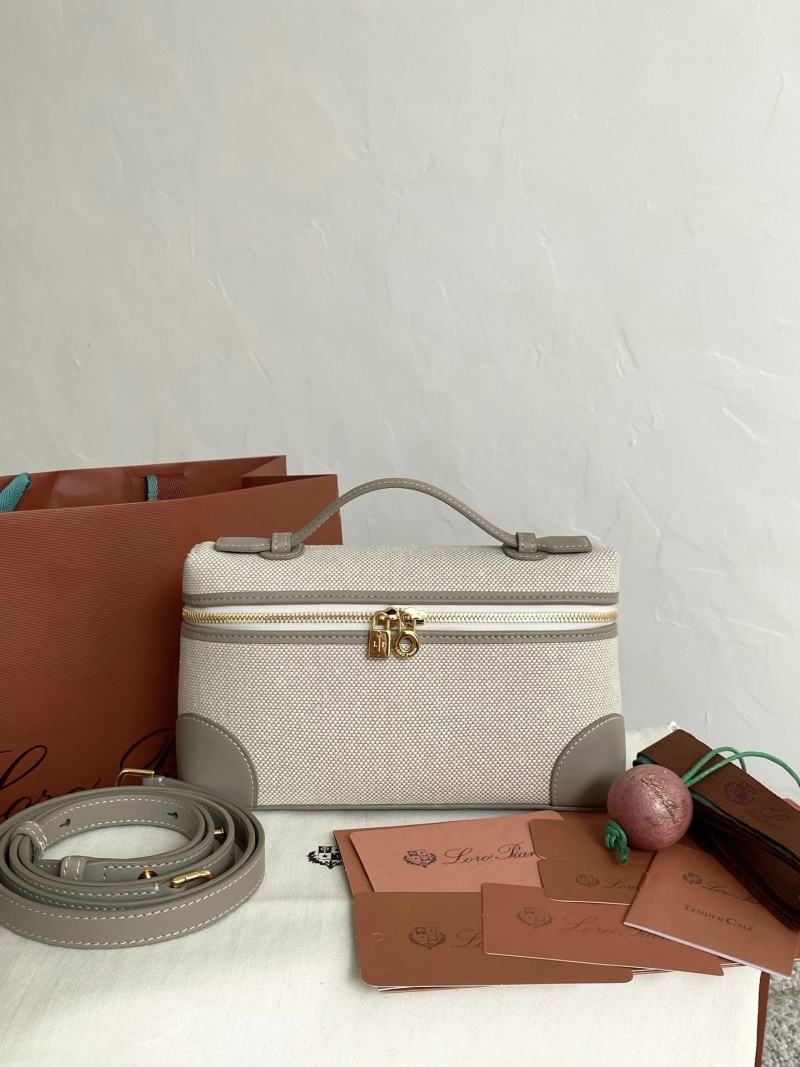 Loro Piana Серая сумка с тканевым верхом и кожаными элементами