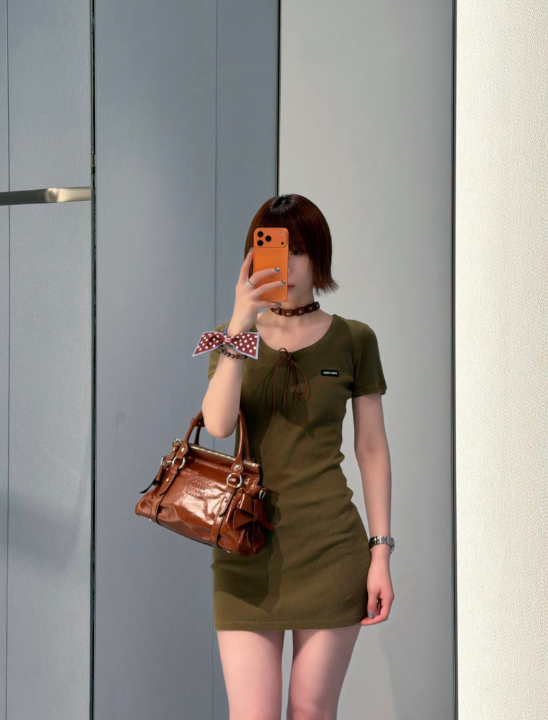 Вязаное платье оливкового цвета Miu Miu