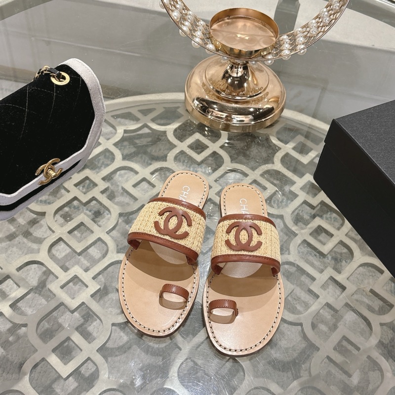 Женские шлёпанцы из ткани с логотипом Chanel
