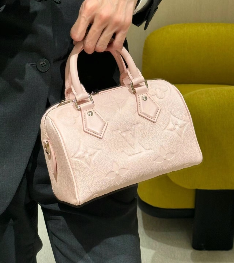 Сумка Louis Vuitton Speedy 20 с монограммой