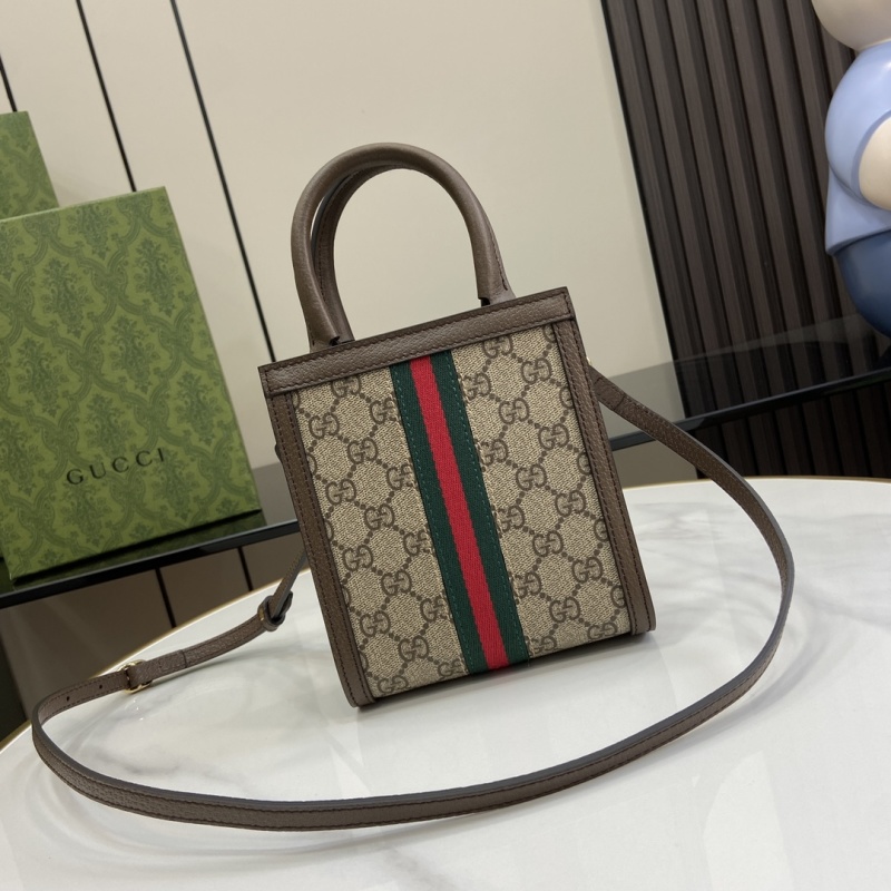 Мини-сумка Gucci с монограммой и ремешком